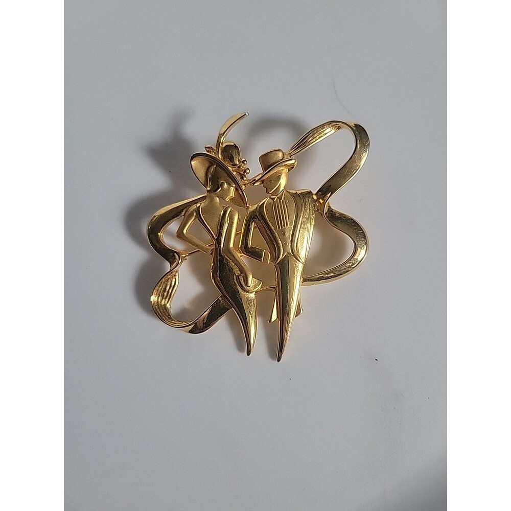 Vintage Signed JJ Gold Tone Art Deco Couple Man and Woman Hat Fashion Brooch Pin